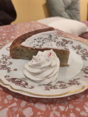  at Jo and Nana Cakes in Paris