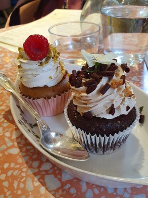  at Jo and Nana Cakes in Paris