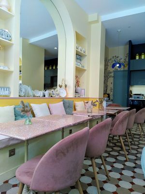 Eat-in space after small interior remodeling at Jo and Nana Cakes in Paris