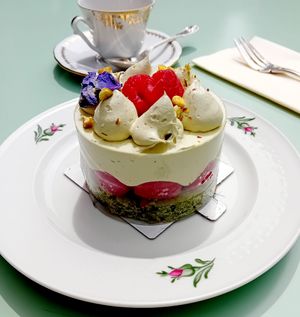 Framboisier pistache at Jo and Nana Cakes in Paris