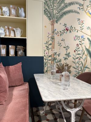   at Jo and Nana Cakes in Paris