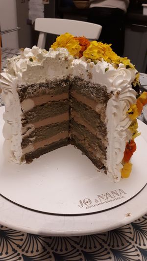 Spéculoos, pistache, chocolat blanc at Jo and Nana Cakes in Paris