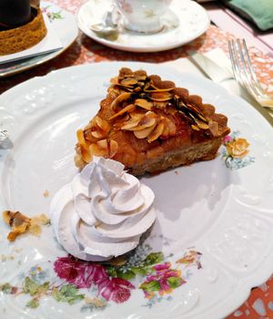 Tarte Bourdaloue at Jo and Nana Cakes in Paris