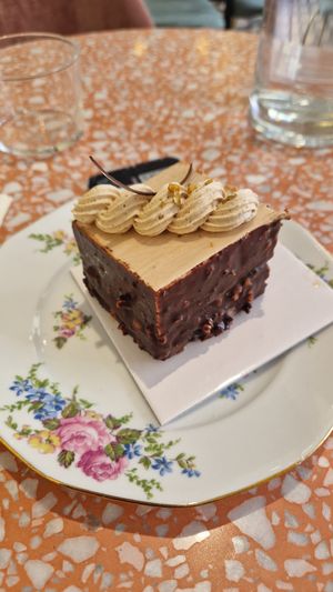 Noisettine at Jo and Nana Cakes in Paris