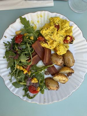 Brunch plate   at Jo and Nana Cakes in Paris
