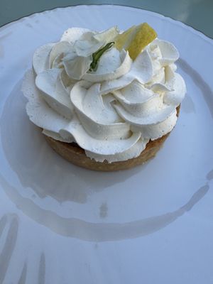 Lemon tart  at Jo and Nana Cakes in Paris