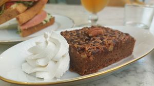  at Jo and Nana Cakes in Paris