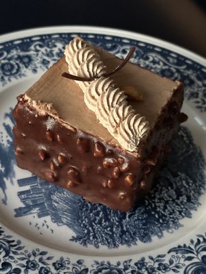   at Jo and Nana Cakes in Paris