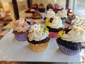 Cup cakes at Jo and Nana Cakes in Paris