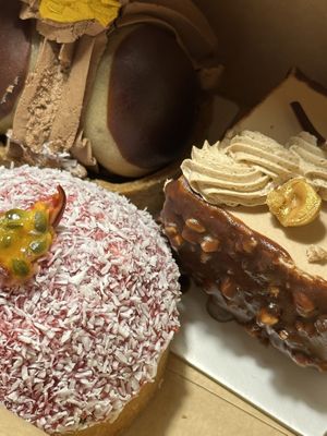   at Jo and Nana Cakes in Paris