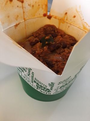 Chilli sin carne at Jo and Nana Cakes in Paris
