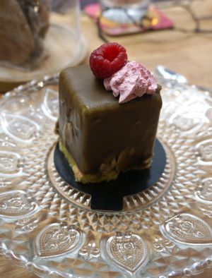 Cube at Jo and Nana Cakes in Paris