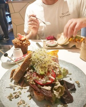 BLT veganized and background Tofu Scramble at Kek in Delft