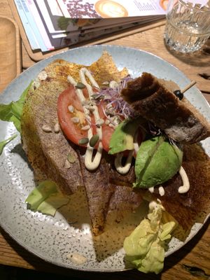 vegan BLTA at Kek in Delft