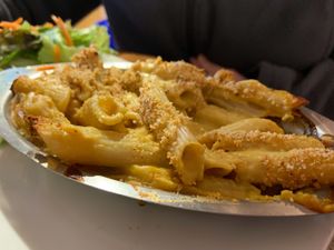 Macaroni and cheese at Shayna B's By The Sea in Westbrook