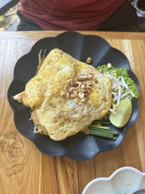 Pad “Lao” egg/tofu  at Phonheuang Cafe in Luang Prabang