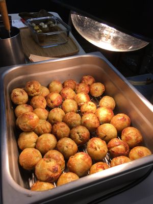 Pile o’ mushyaki at Bǎo Gū Shāo 寶菇燒 - Mushyaki in Taipei