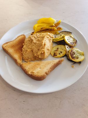 Hummus plate at The Vegan Nest in Clinton