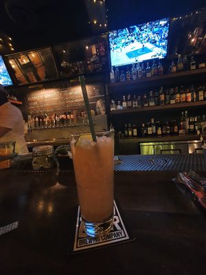 Drinks at Beelman's in Los Angeles