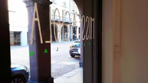 Front window Missfagiola Green Lab at Missfagiola in Bologna