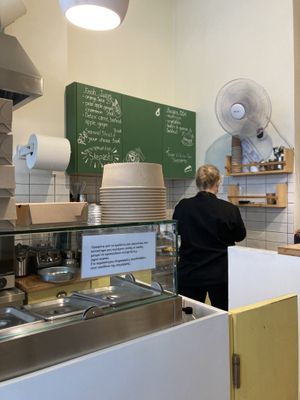 Many options and eco friendly packaging  at Peas in Athens