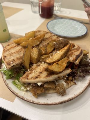 Two Peas in a Pod (Skepasti)  at Peas in Athens