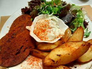 Seitan steak with potatoes and tzaziki at Peas in Athens