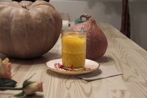 Turmeric Latte, warm cosy drink at Peas in Athens