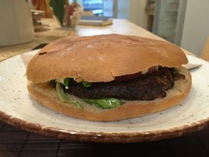 Very good burger at Peas in Athens