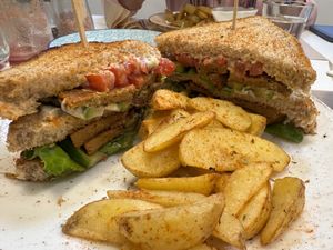 Seitan club  at Peas in Athens