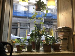 Petit coin cozy at Restaurant Pékin in Nice