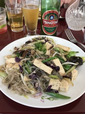 Delicious vegan plate at Restaurant Pékin in Nice