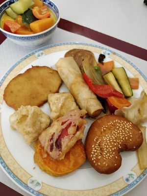 Only the starter at Restaurant Pékin in Nice