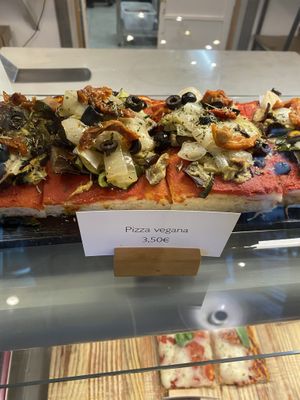 Pizza   at Nabucco Obrador Vegetaria in Barcelona