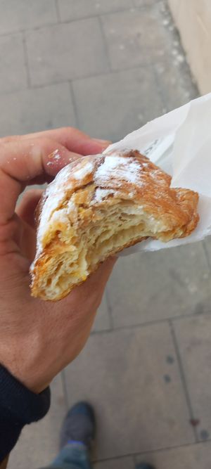 Croissant de almendras vegano 2,80€ buenísimo at Nabucco Obrador Vegetaria in Barcelona