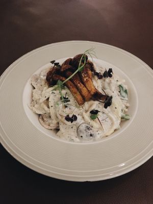 Black truffle pasta di smells at Mirror and Vegan Concept in Hong Kong Island