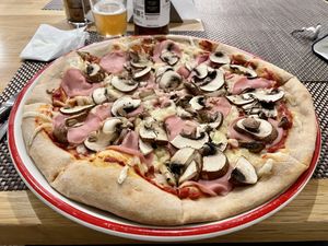 Champion mushroom pizza with vegan ham and vegan cheese  at VEG in Poprad