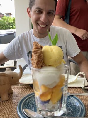 Vegan coconut and mango ice cream at Coco Mango The Garden in Chiang Mai