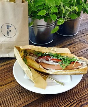 Vegan Super Hot-Dog at Frito in Martin