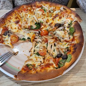 Alice in Wonderland pizza at The Pizza Cafe in Newton Abbot