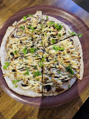 Mushroom pizza at Fruibies in Kuranda