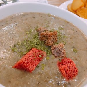 Mushroon Cream Soup at yummyyomil in Seoul