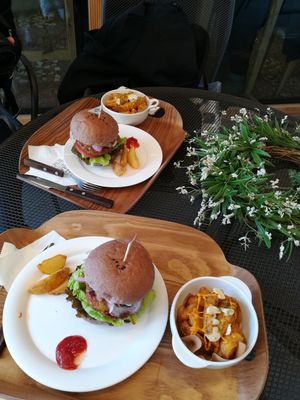 The basic burger with cheese fries at yummyyomil in Seoul