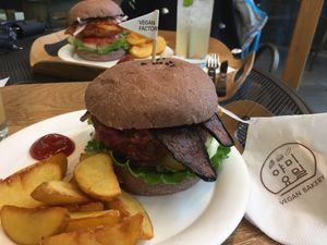 V burger 💚 at yummyyomil in Seoul