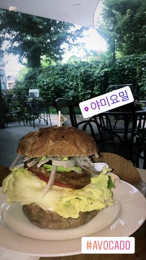 Best vegan burger i’ve ever tried💚 at yummyyomil in Seoul