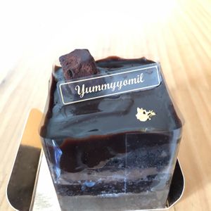 delicious chocolate cake~ at yummyyomil in Seoul