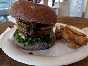 Mushroom burger at yummyyomil in Seoul