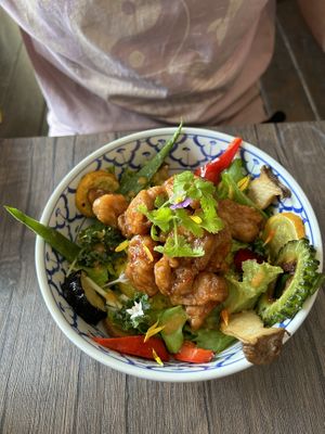 Karrage donburi  at LaLa Zorba ララ・ゾルバ in Naha