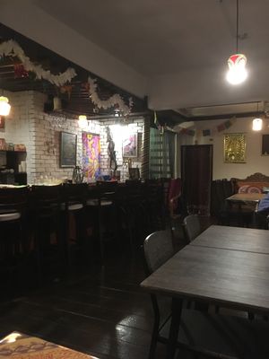 Cafe layout at LaLa Zorba ララ・ゾルバ in Naha