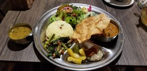 Indian thaali at LaLa Zorba ララ・ゾルバ in Naha